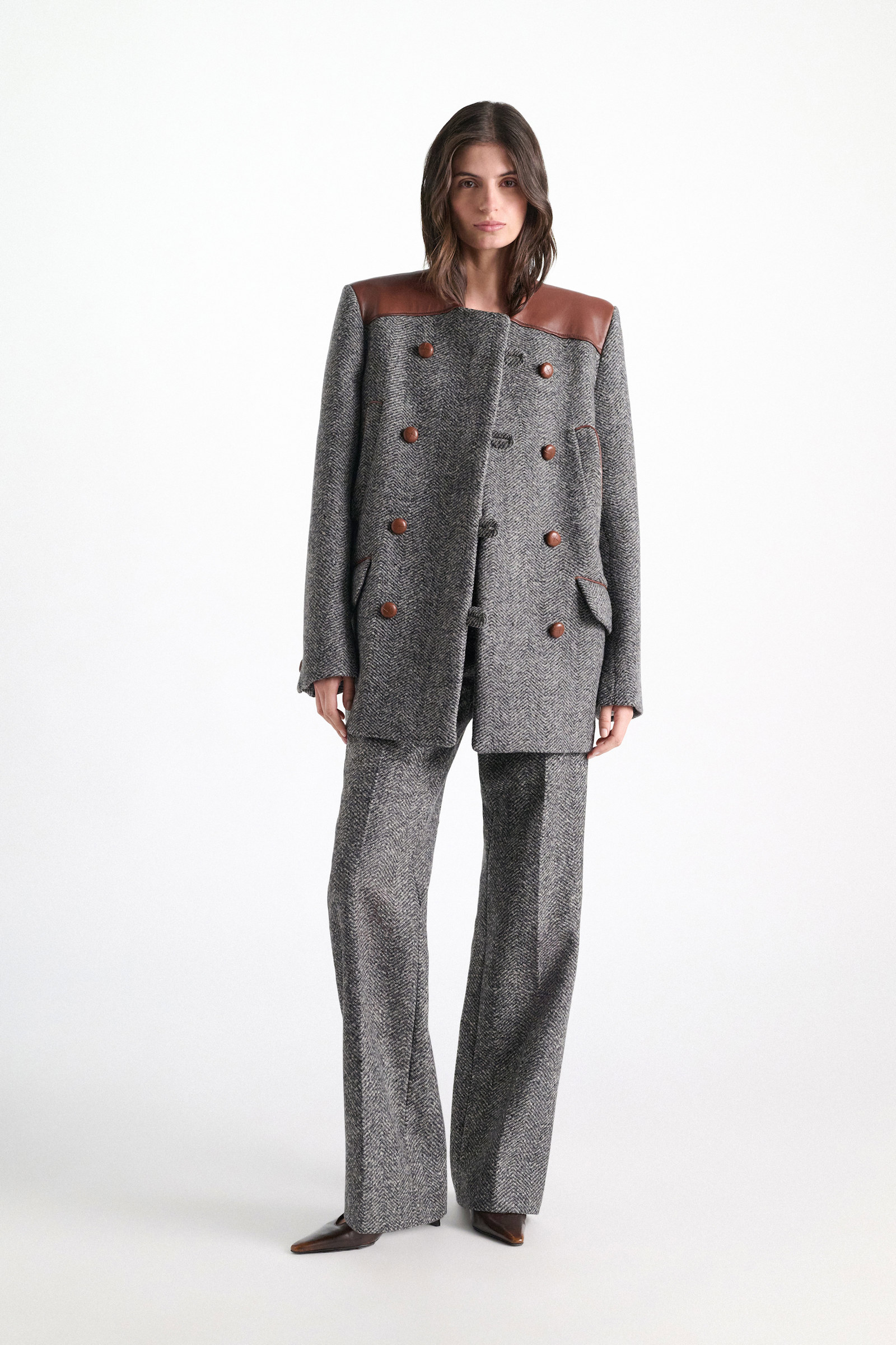Dorothee Schumacher Virgin wool herringbone coat stereo grey herringbone Model Front View