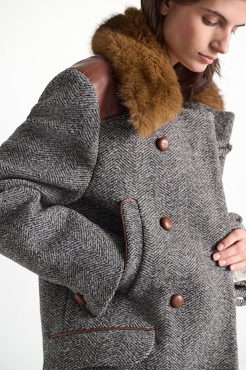 Dorothee Schumacher Virgin wool herringbone coat stereo grey herringbone Model Detail View