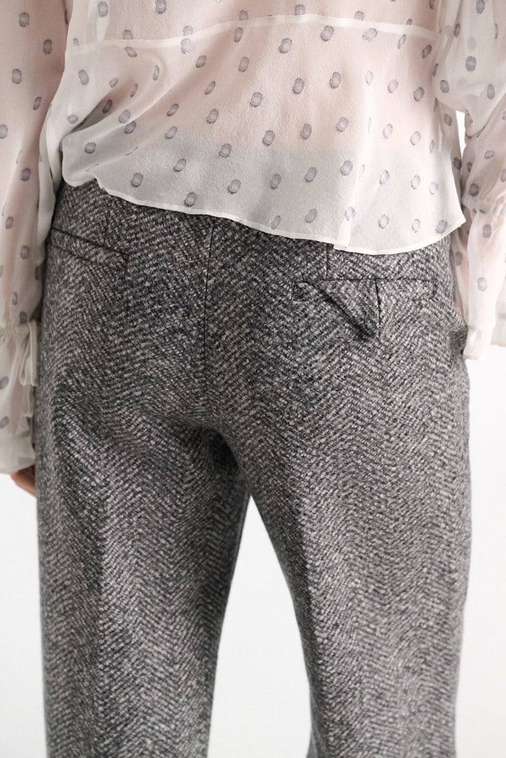 Dorothee Schumacher Herringbone-Hose aus Schurwolle stereo grey herringbone Model Detail View