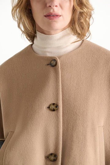 Dorothee Schumacher Blouson jacket in brushed wool almond Model Detail View