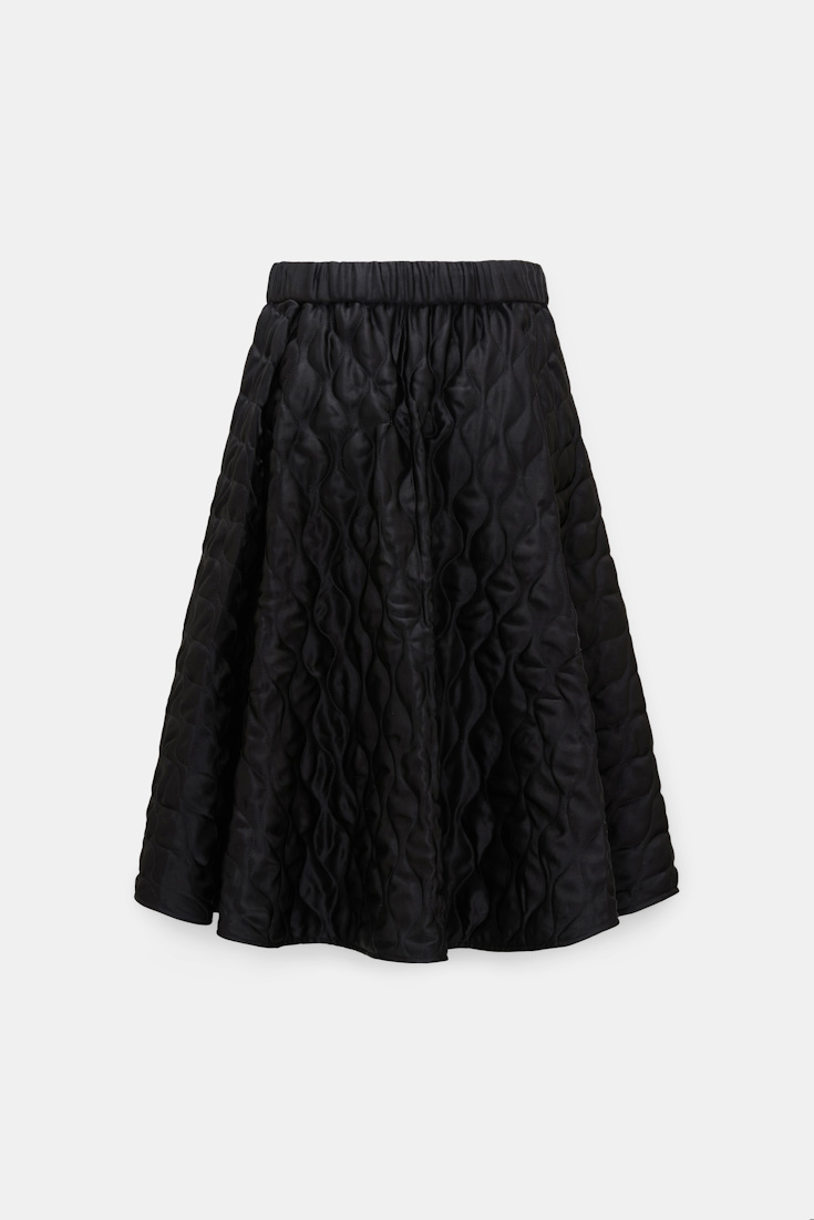 Dorothee Schumacher Quilted skirt in Japanese satin vinyl black Product Detail View