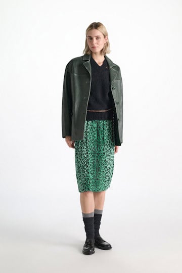 Dorothee Schumacher Midi-Rock mit Leopardenmuster aus Viskose-Georgette leo placed green Model Front View