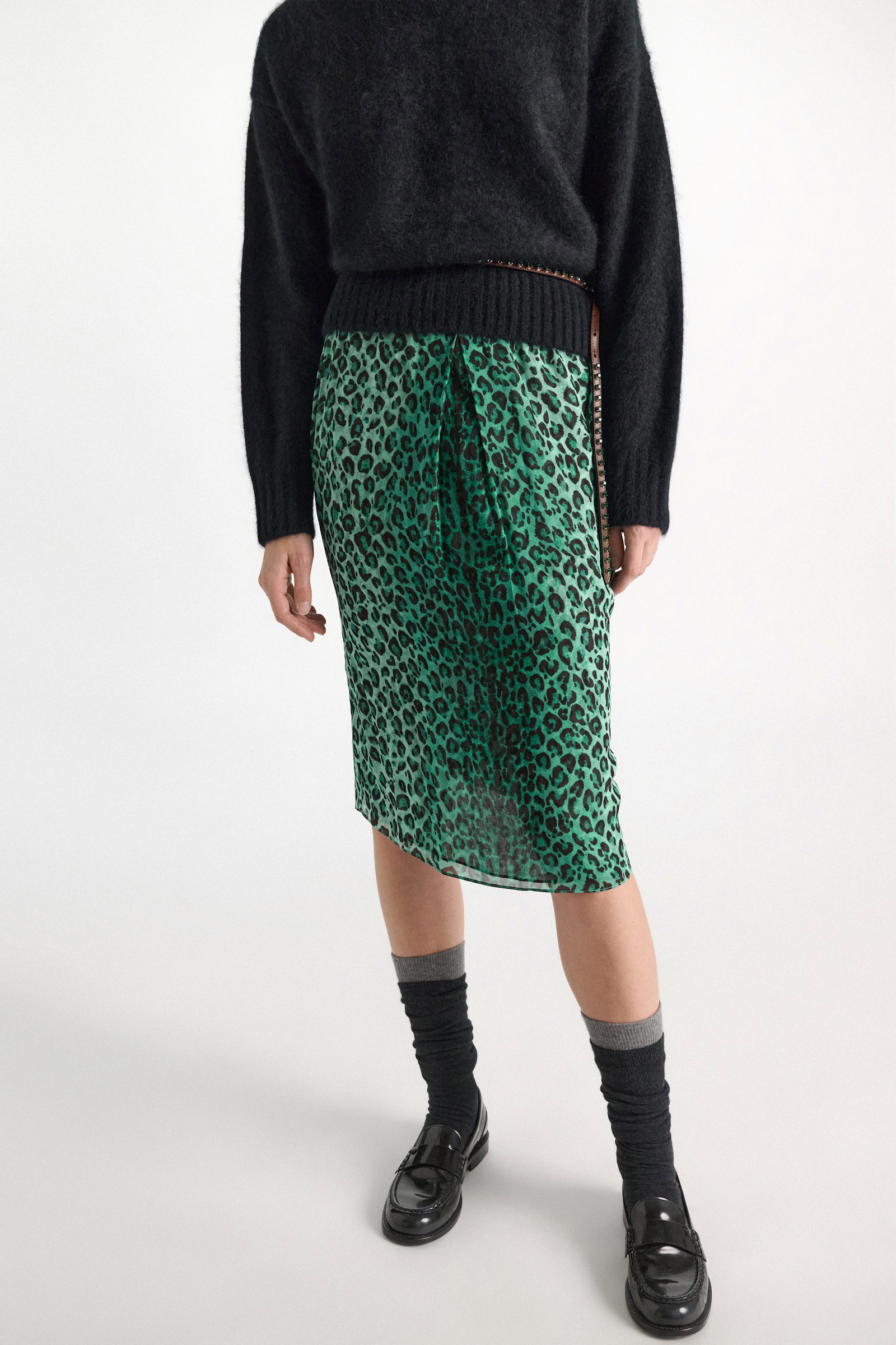 Dorothee Schumacher Leopard print midi skirt leo placed green Model Detail View