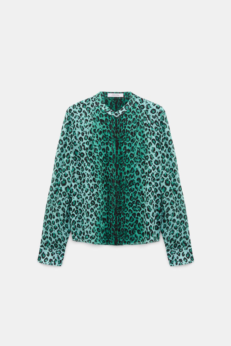 Dorothee Schumacher Hemdbluse mit Leopardenmuster aus Viskose-Georgettet leo placed green Product Detail View