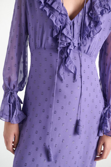 Dorothee Schumacher Kleid aus Seiden-Crêpe-Chiffon violet Model Detail View