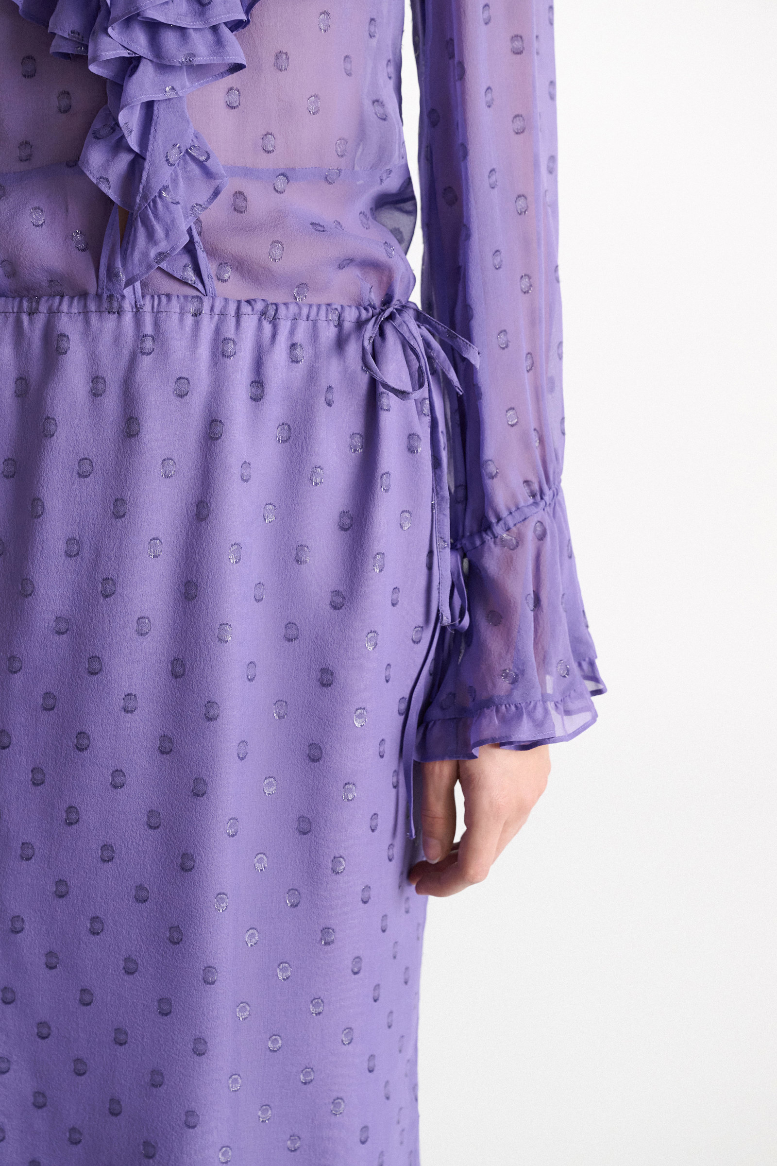 Dorothee Schumacher Shimmering silk georgette midi skirt violet Model Detail View