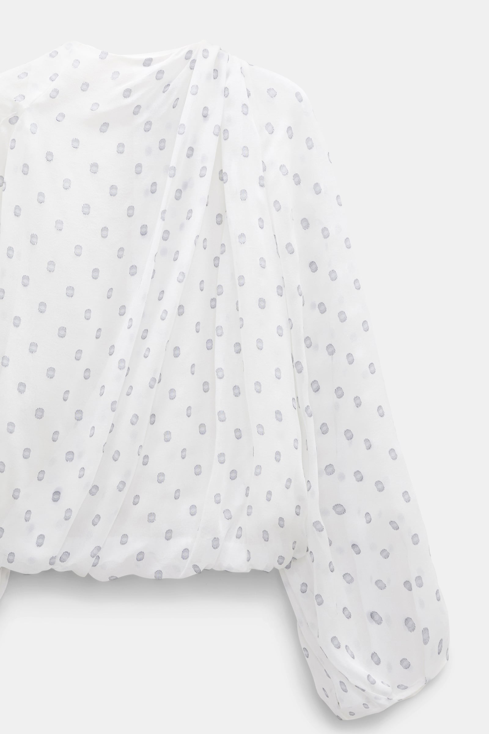Dorothee Schumacher Drapierte Bluse aus Seiden-Crêpe-Chiffon camellia white Product Detail View