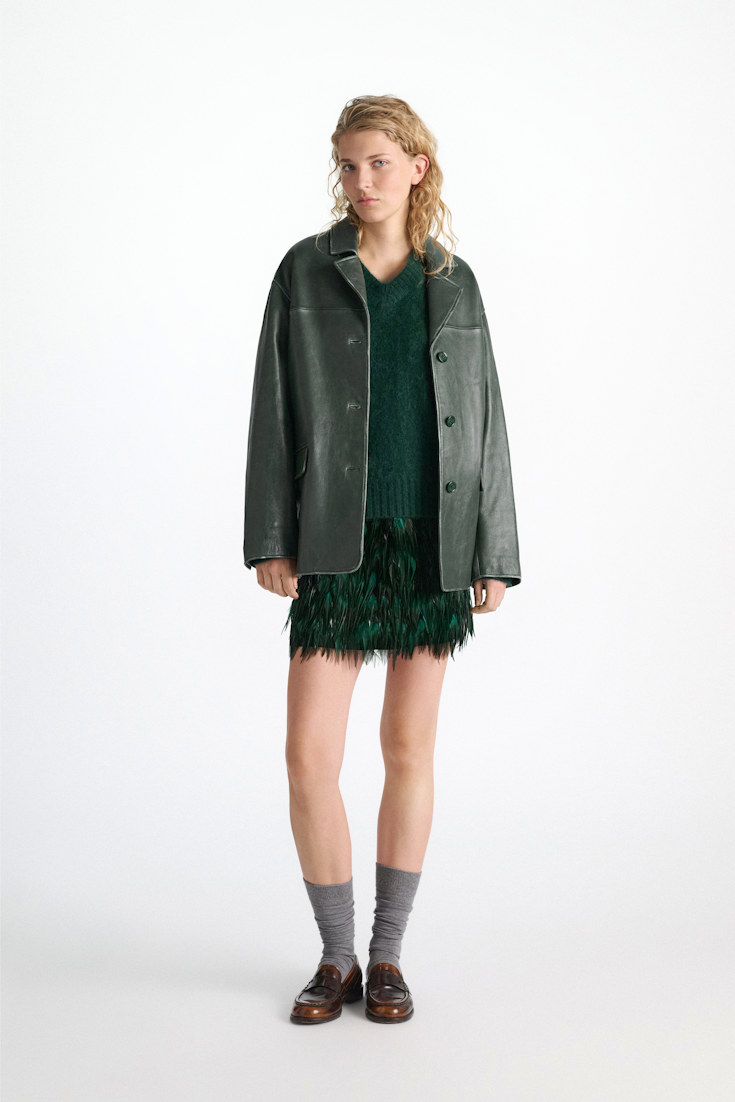 Dorothee Schumacher Glossy feather miniskirt emerald Model Front View