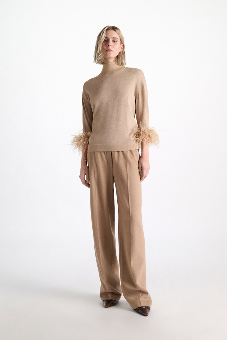Dorothee Schumacher Ostrich feather cuffs almond Model Front View