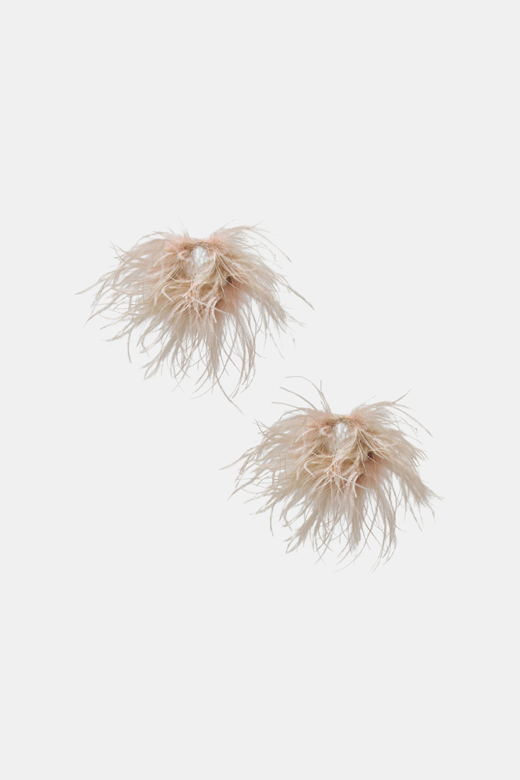 Dorothee Schumacher Ostrich feather cuffs almond Product Front View