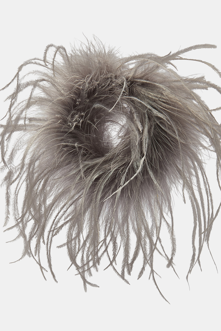 Dorothee Schumacher Ostrich feather cuffs grey Product Detail View