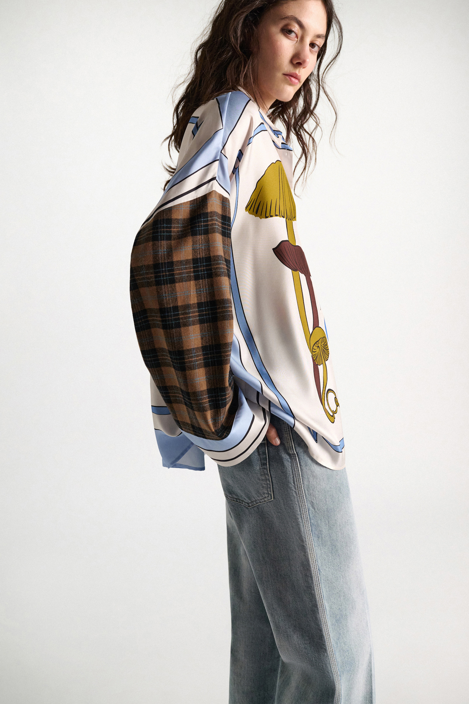 Dorothee Schumacher Oversized mixed print silk twill blouse Blue Ribbon scarf Model Detail View