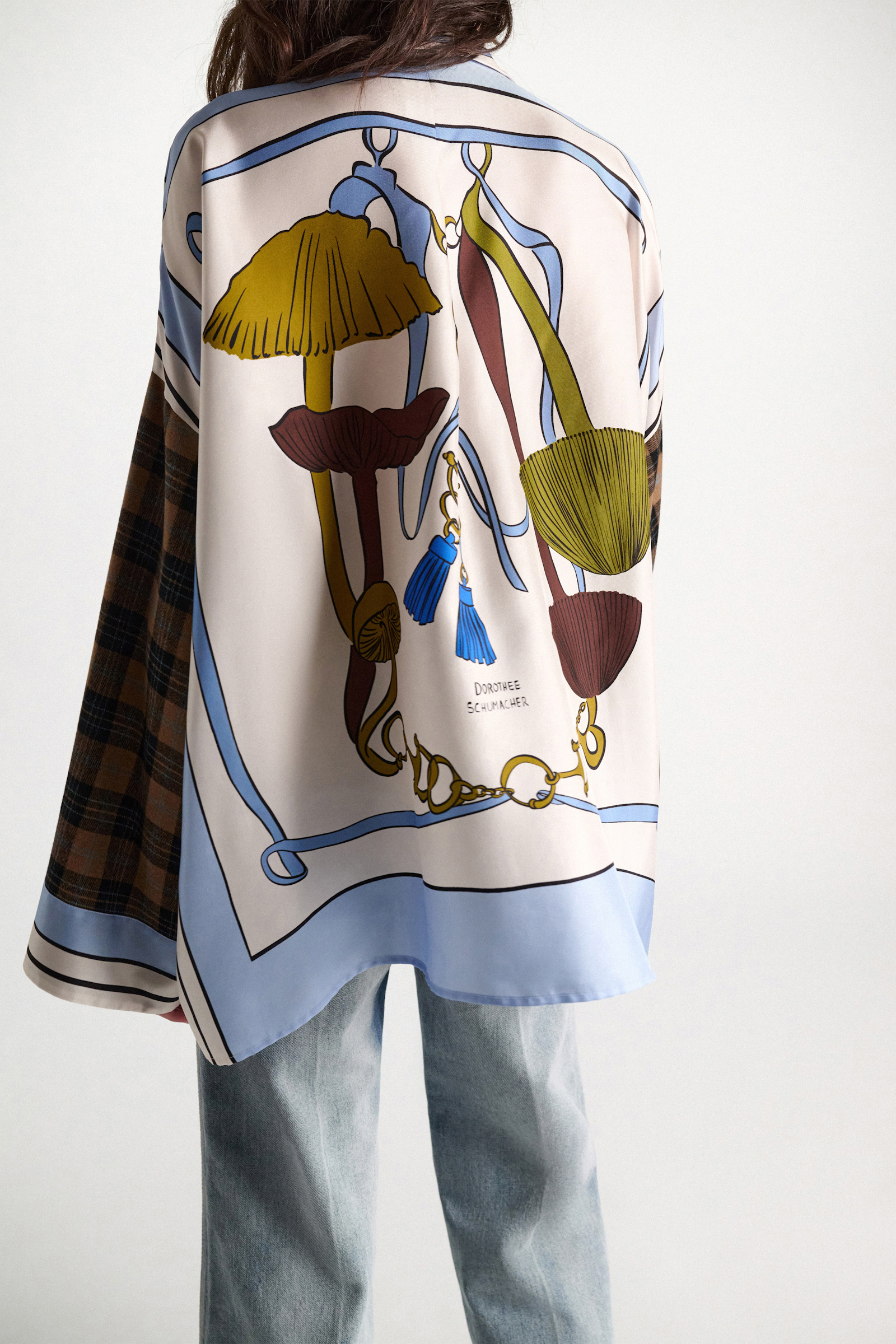 Dorothee Schumacher Oversized mixed print silk twill blouse Blue Ribbon scarf Model Detail View