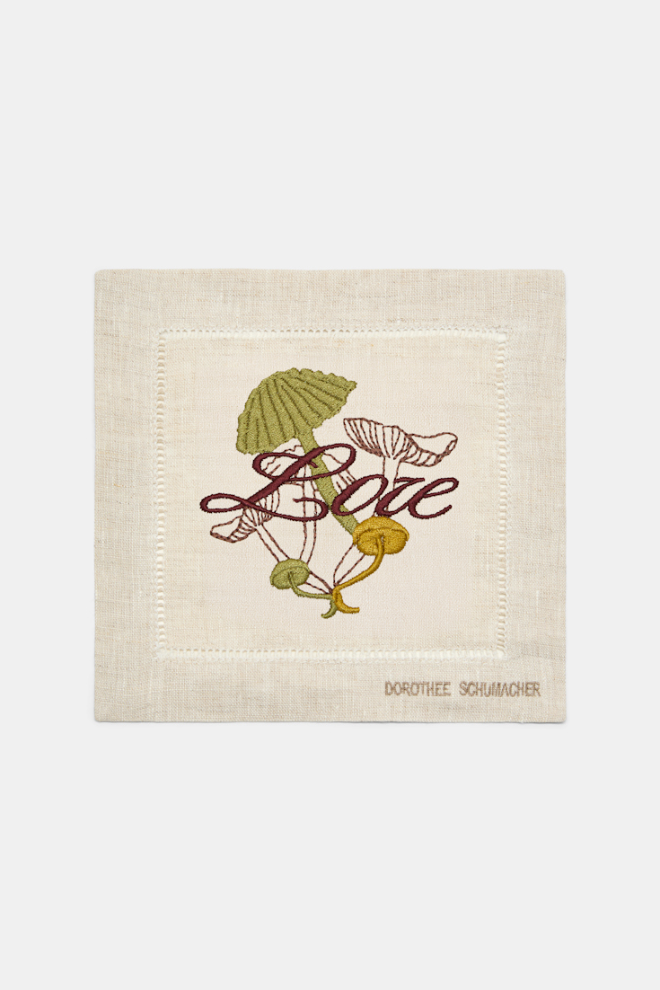 Dorothee Schumacher Set of two hand-embroidered napkins fungus green Product Detail View