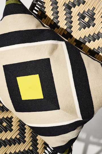 Dorothee Schumacher Cushion with graphic pattern black and white diamond