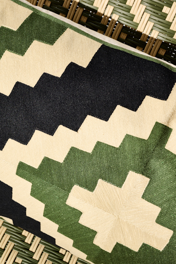 Dorothee Schumacher Large cushion with graphic diamond pattern cream-olive graphic