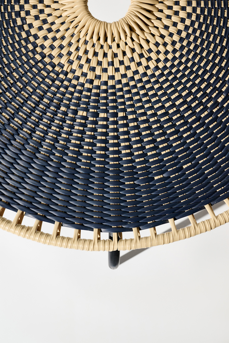 Dorothee Schumacher HANDWOVEN LARGE COFFEE TABLE dark blue beige mix