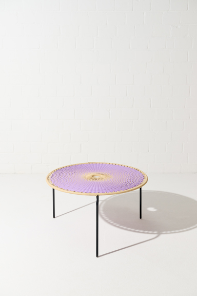 Dorothee Schumacher GROSSER HANDGEFLOCHTENER COFFEE TABLE lavender beige mix