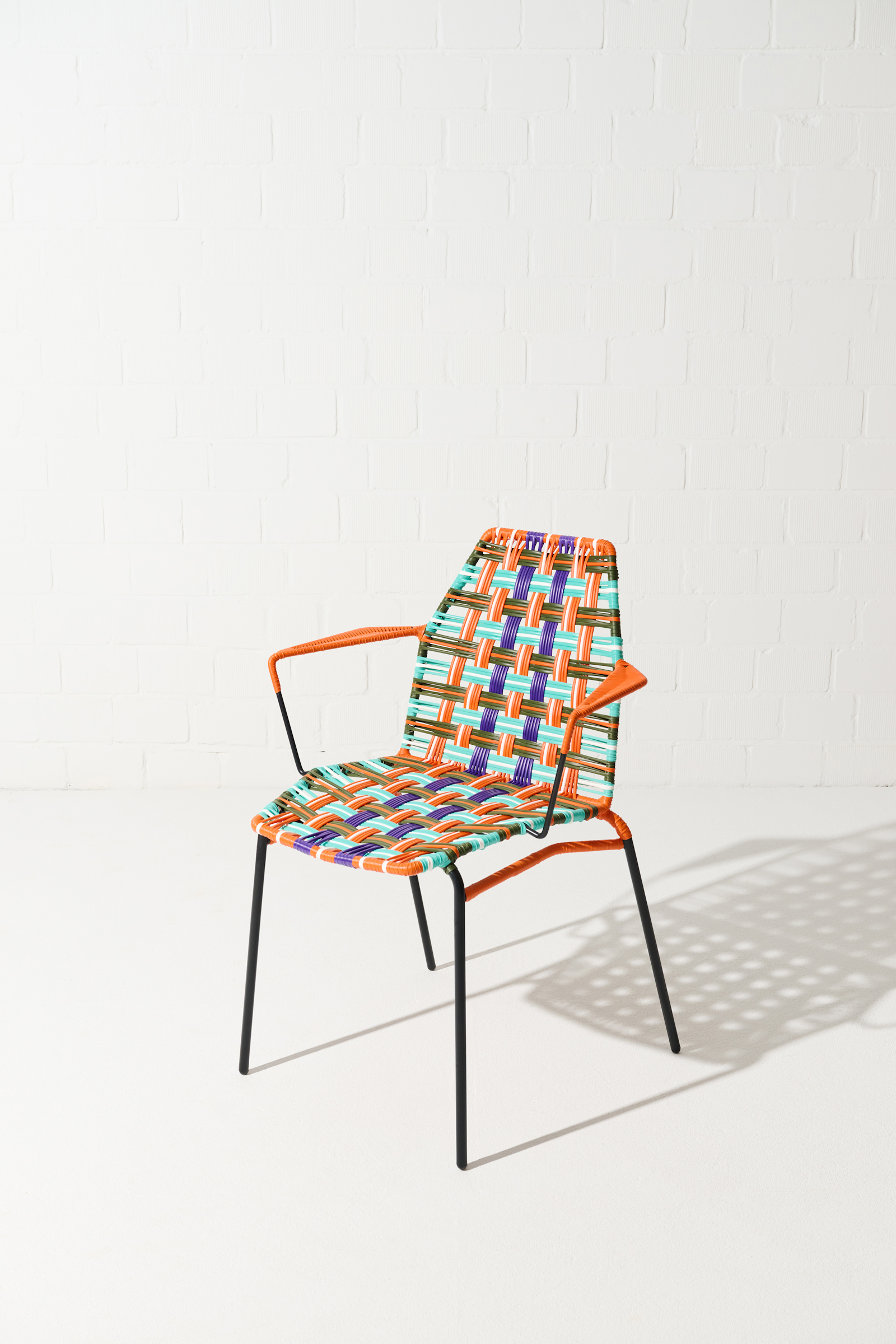 Dorothee Schumacher Handwoven chair naranja verde militar mix