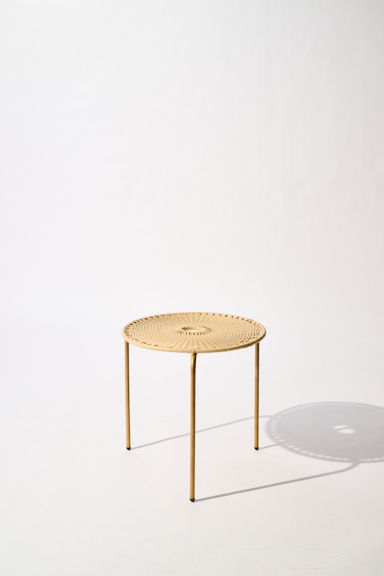 Dorothee Schumacher KLEINER HANDGEFLOCHTENER COFFEE TABLE copper beige mix