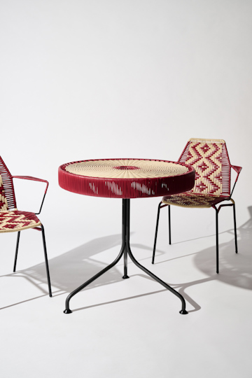 Dorothee Schumacher Handwoven dinner table rojo vino beige mix