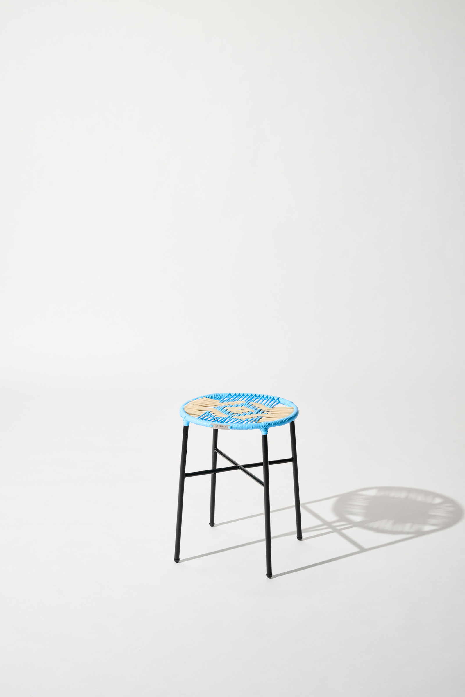 Dorothee Schumacher Handgeflochtener Hocker azul beige mix