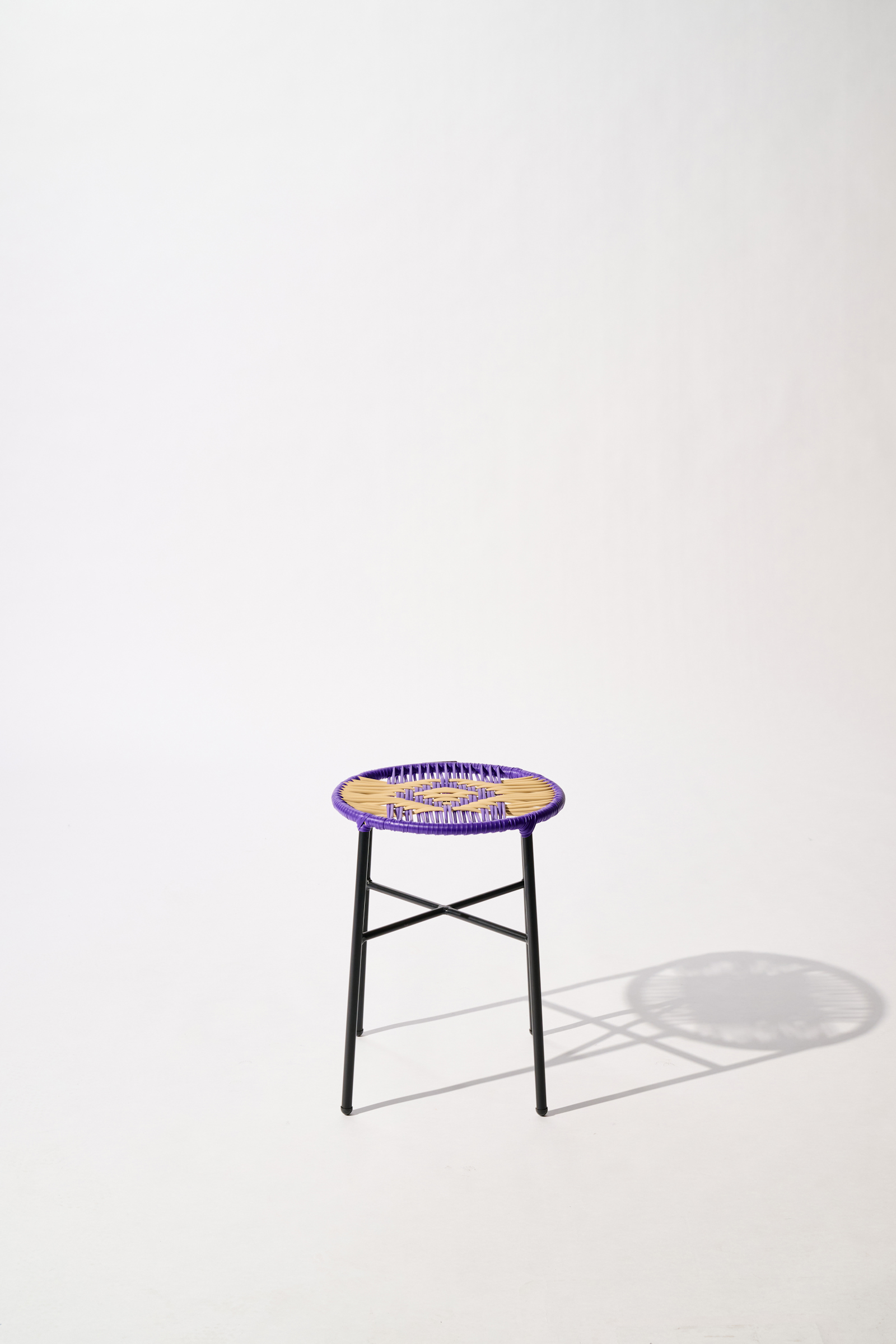 Dorothee Schumacher Handgeflochtener Hocker lilac beige mix