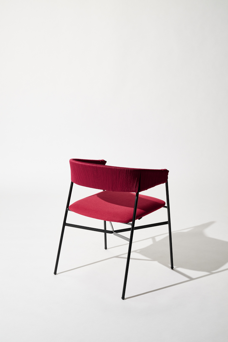 Dorothee Schumacher Handwoven chair for indoors rojo vino beige mix