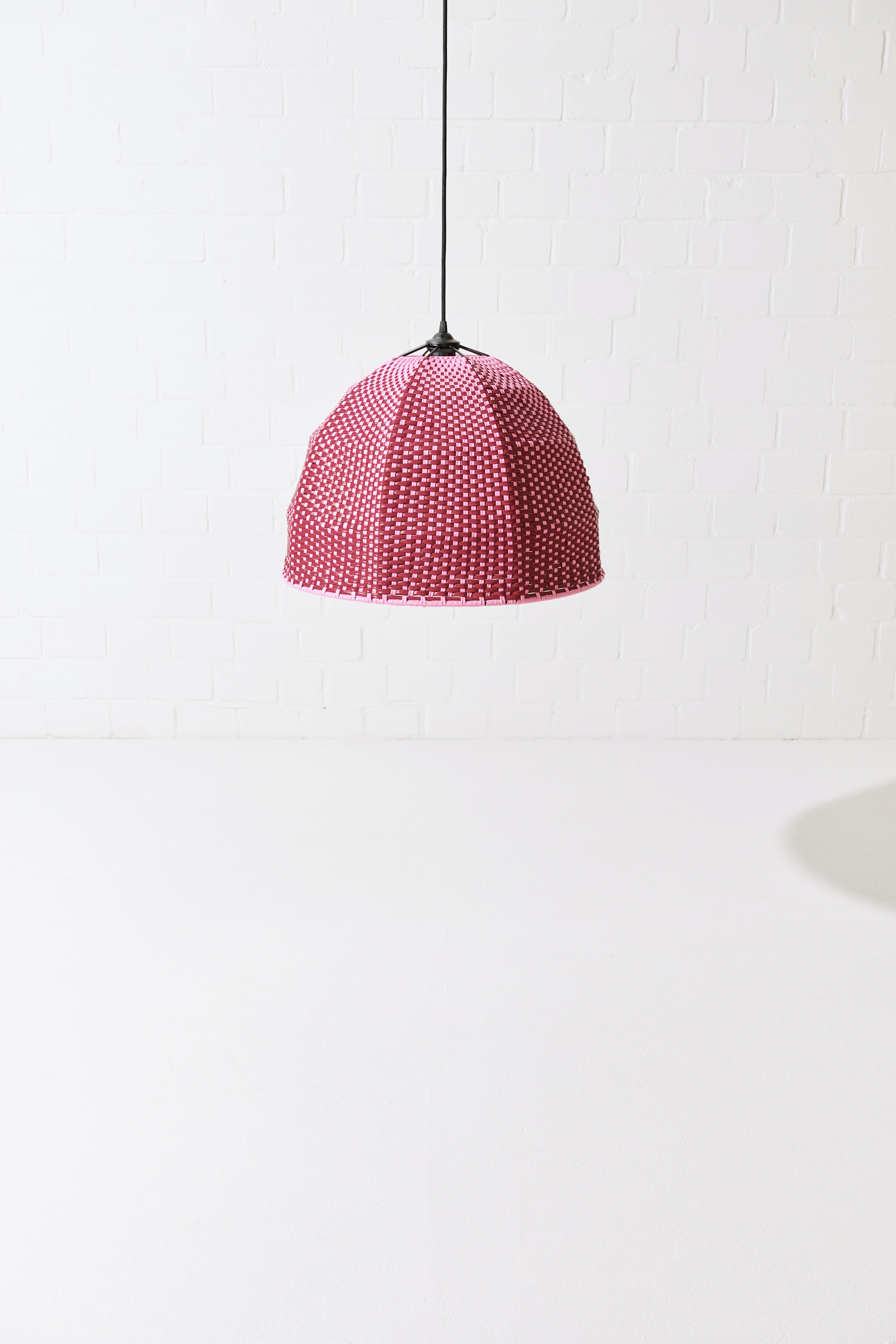 Dorothee Schumacher Hand-woven lampshade light rose rojo vino mix