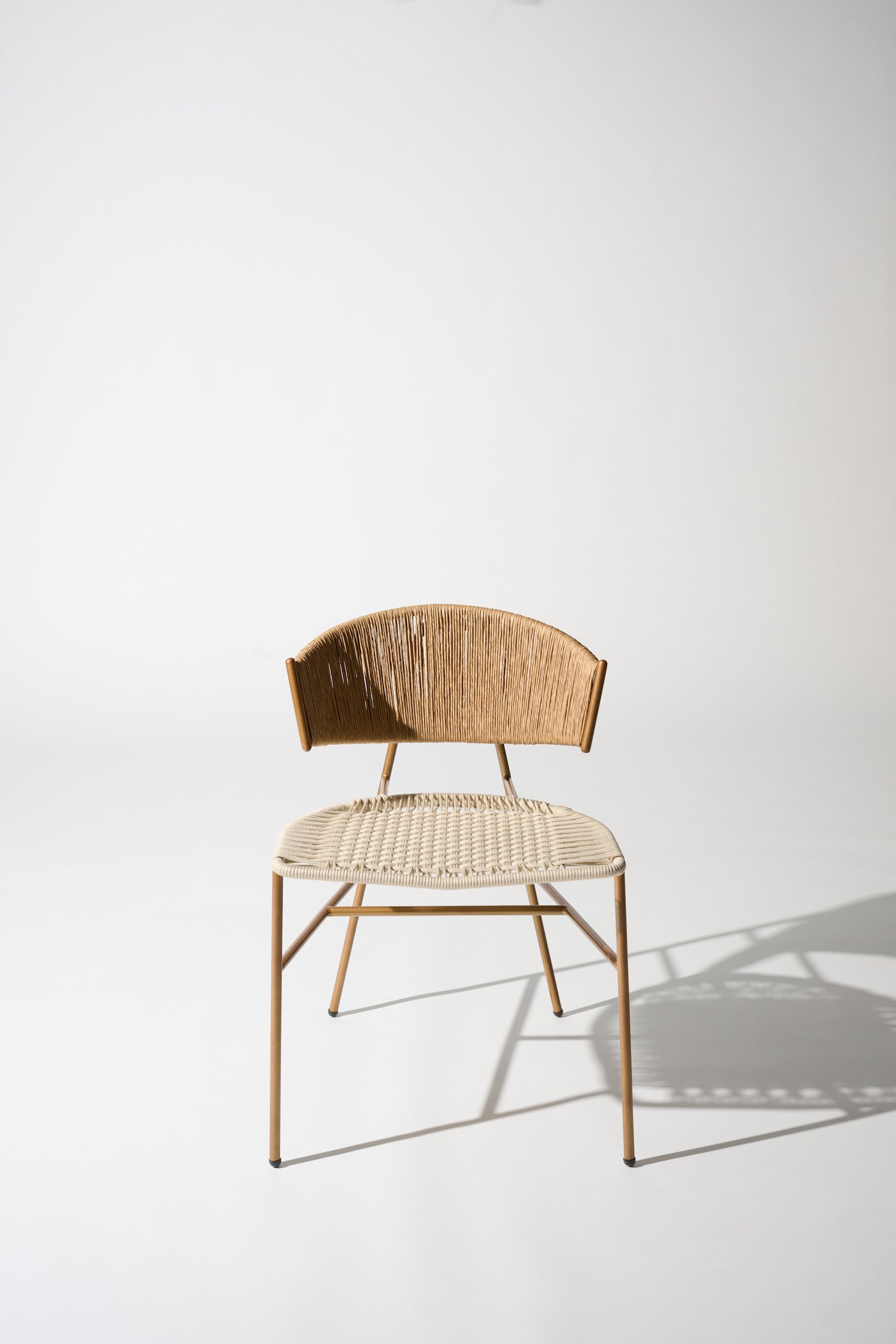 Dorothee Schumacher Hand-woven indoor chair cordon cienaguero blanco mix