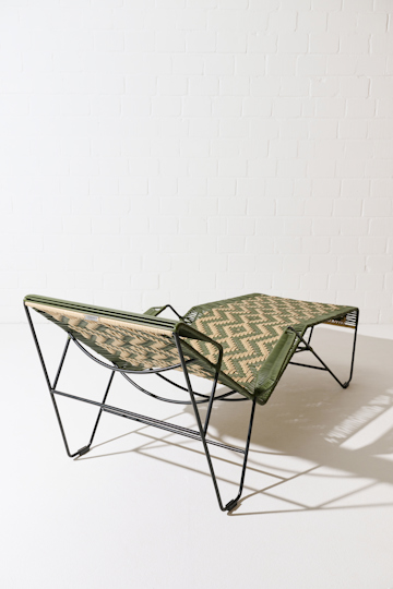 Dorothee Schumacher Handwoven sunlounger verde militar beige mix