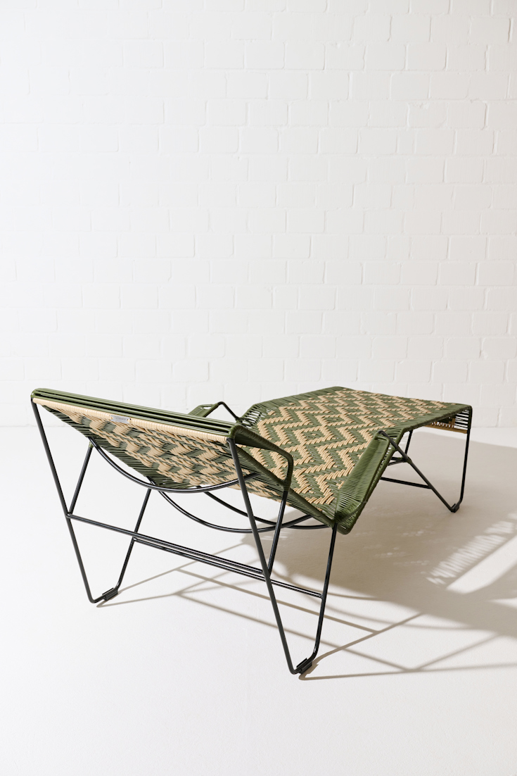 Dorothee Schumacher Handwoven sunlounger verde militar beige mix