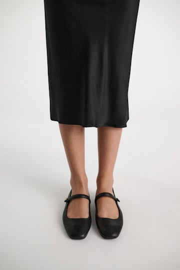 Dorothee Schumacher Mary-Jane Ballerinas mit D-Rose Detail pure black