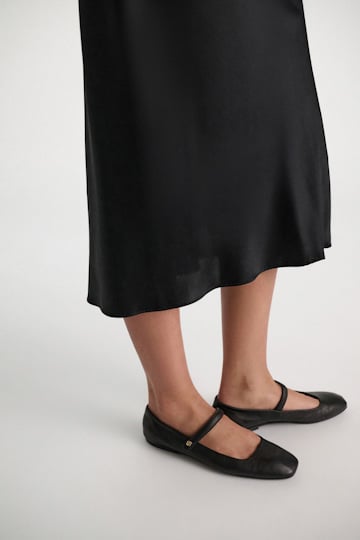 Dorothee Schumacher Mary-Jane Ballerinas mit D-Rose Detail pure black