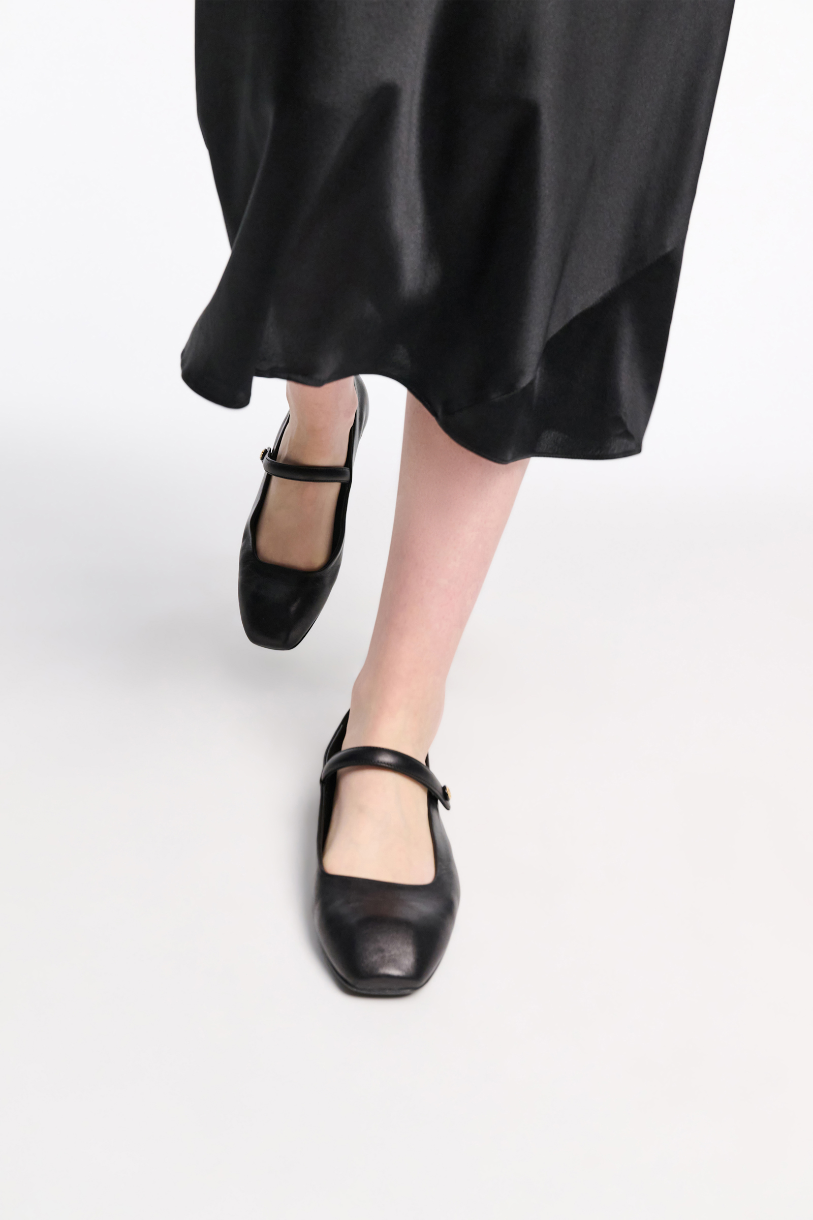 Dorothee Schumacher Mary-Jane Ballerinas mit D-Rose Detail pure black