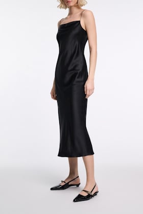 Dorothee Schumacher Flache Slingback-Pumps mit Signature D-Rings pure black