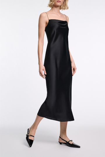 Dorothee Schumacher Flache Slingback-Pumps mit Signature D-Rings pure black