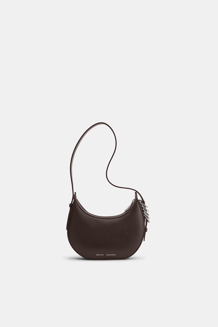 Dorothee Schumacher Half Moon Mini Bag aus weichem Kalbsleder mit D-Rings dark brown/silver