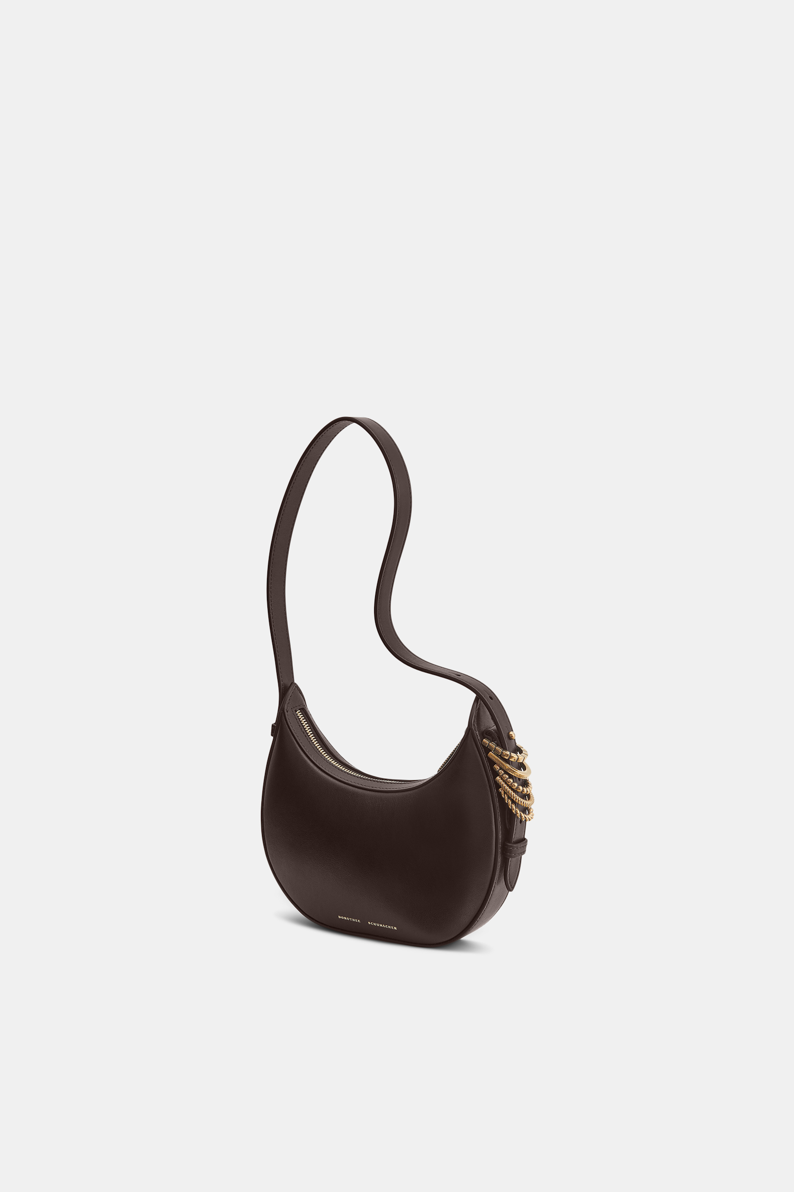 Dorothee Schumacher Half Moon Mini Bag aus weichem Kalbsleder mit D-Rings Dark Chocolate