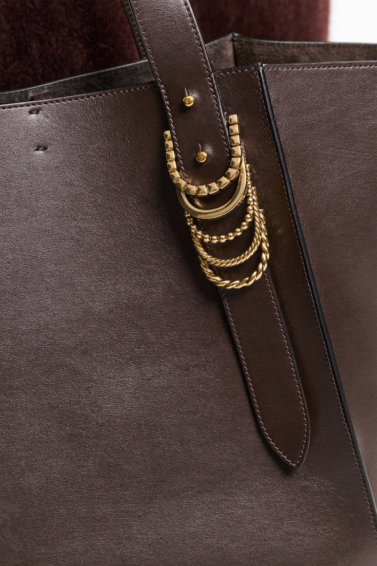 Dorothee Schumacher Tote Bag in soft calf leather with D-ring hardware Dark Chocolate
