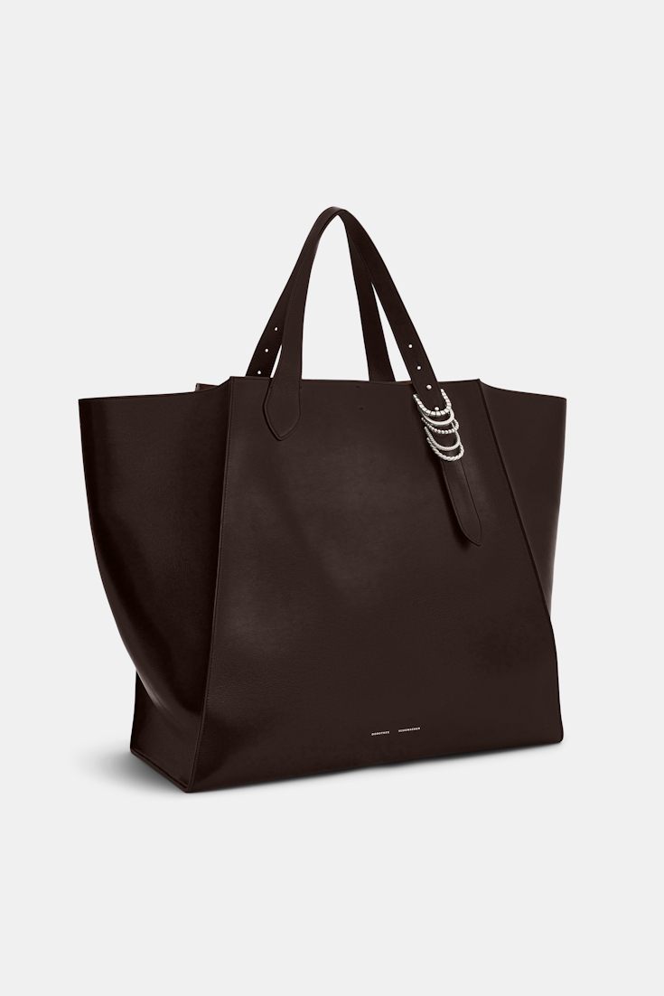 Dorothee Schumacher XL Tote Bag in soft calf leather with D-ring hardware Dark Chocolate