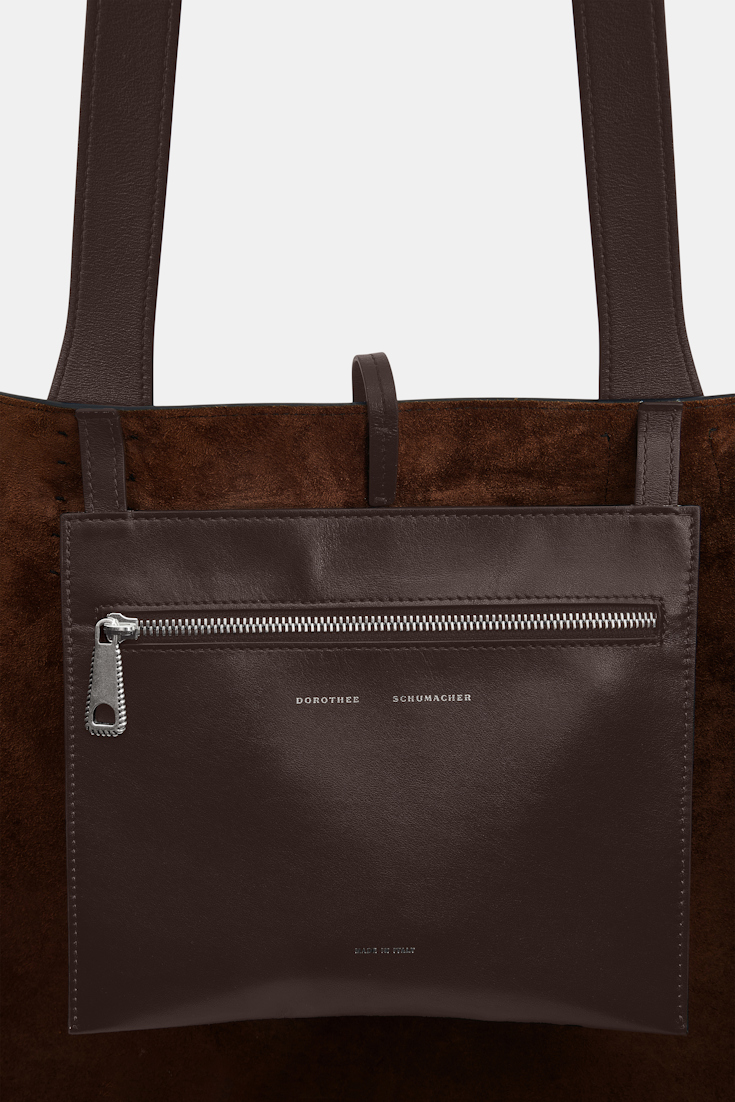 Dorothee Schumacher XL Tote Bag in soft calf leather with D-ring hardware Dark Chocolate