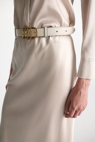 Dorothee Schumacher Soft calf leather belt with D-ring hardware off white