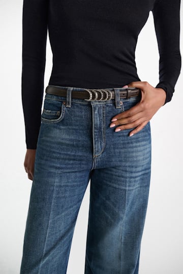 Dorothee Schumacher Schmaler Gürtel aus weichem Kalbsleder mit D-Rings dark brown/silver