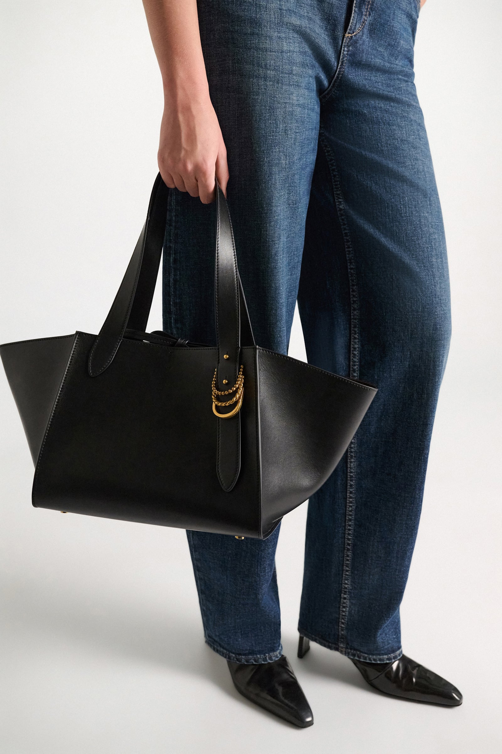 Dorothee Schumacher Horizontal tote bag in soft calf leather black
