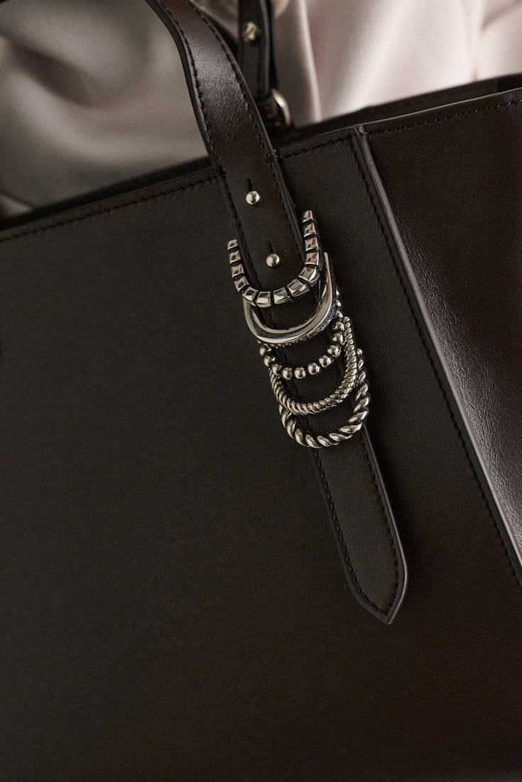 Dorothee Schumacher Crossbody Tote Bag in soft calf leather with D-ring hardware Dark Chocolate