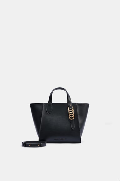 Dorothee Schumacher Crossbody Tote Bag aus weichem Kalbsleder mit D-Ring-Hardware black