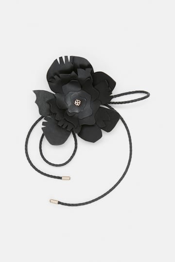 Dorothee Schumacher Handgefertigtes Flower-Accessoire aus Leder black