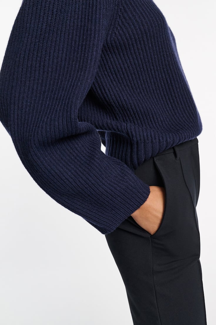 Dorothee Schumacher Gerippter Rundhalspullover aus Merino und Kaschmir true navy