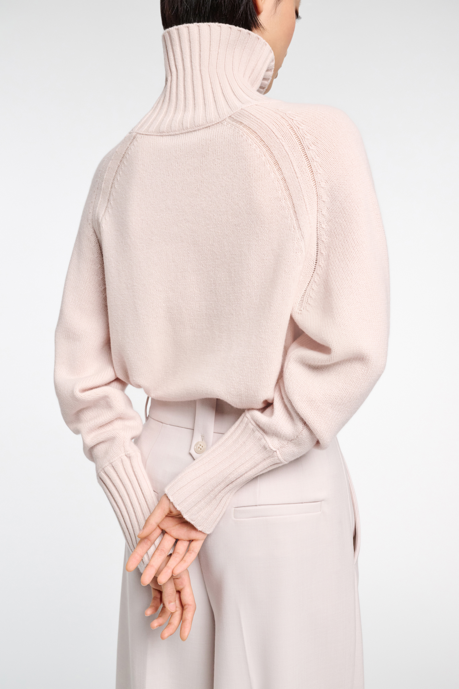 Dorothee Schumacher ROLLKRAGENPULLOVER AUS MERINO UND KASCHMIR medium creme